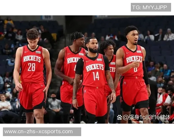 热火与火箭激战正酣NBA赛季精彩对决引发球迷热议与期待